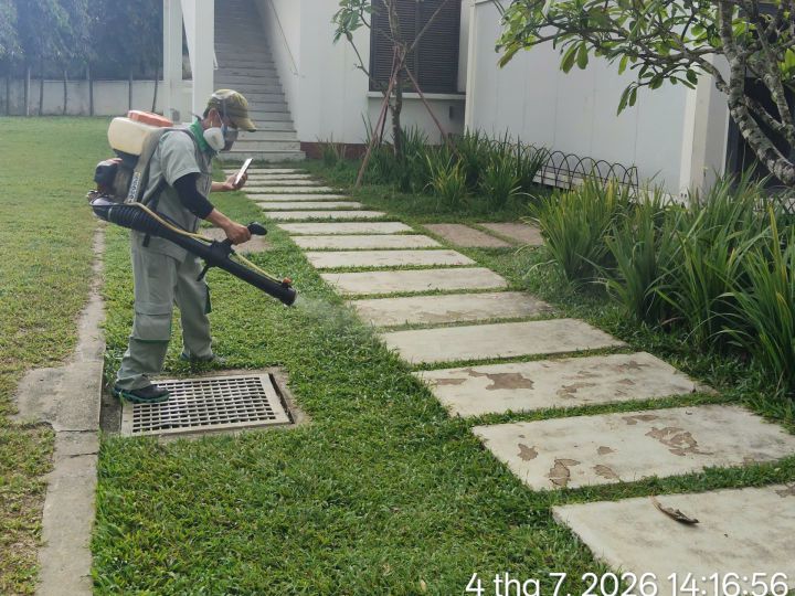 Treating the perimeter and approach path of a house